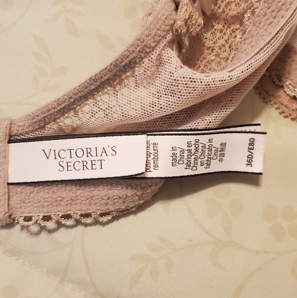 Victoria's Secret Mauve Lace Bra - Picture 3 of 3